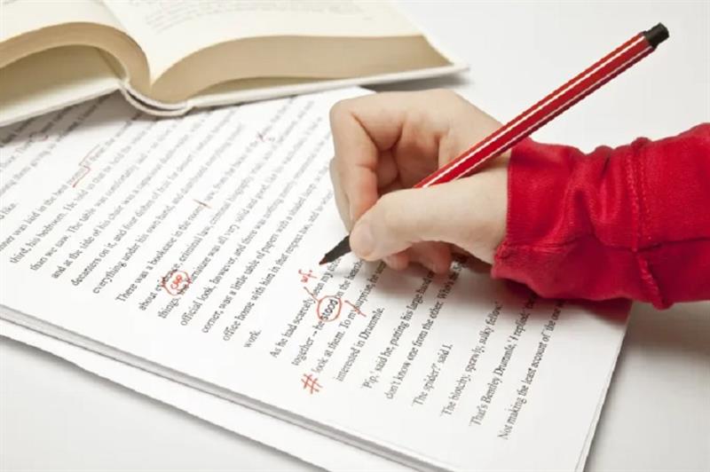 ویراستاران علمی